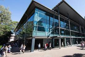 2022 $21k nursing scholarship at University of Wollongong Australia