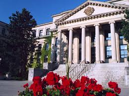 International Admission Scholarship at University of Ottawa, Canada